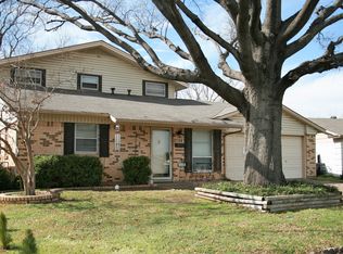 2709 Douglas Ave, Irving, TX 75062