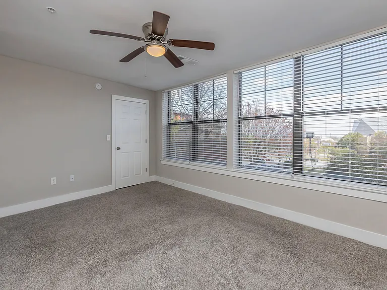 InTown Lofts — Photo 31