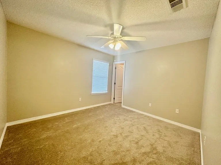 1195 Cathridge Trce — Photo 22