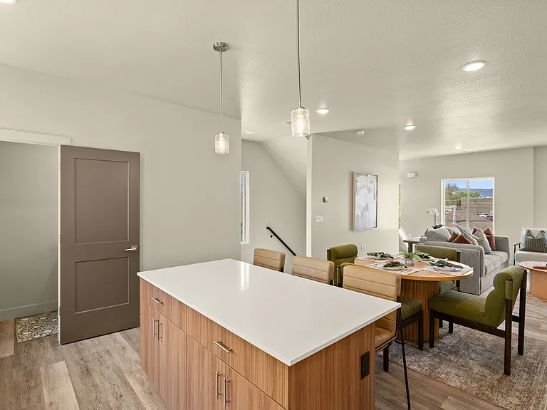 7221 S 160 E — Photo 24