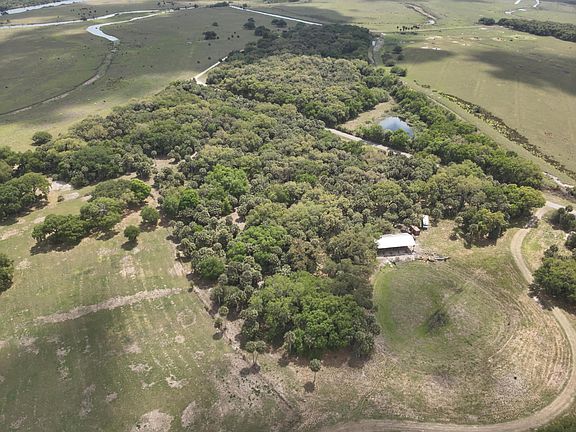 3rd image of 1002 Bankers Road