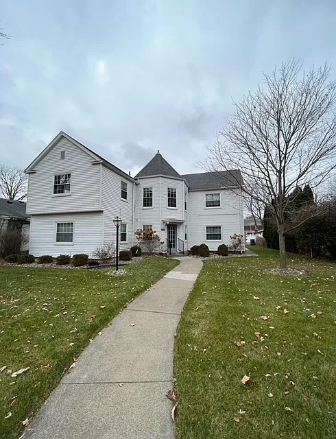 225 W Wayne St APT 5 photo 1