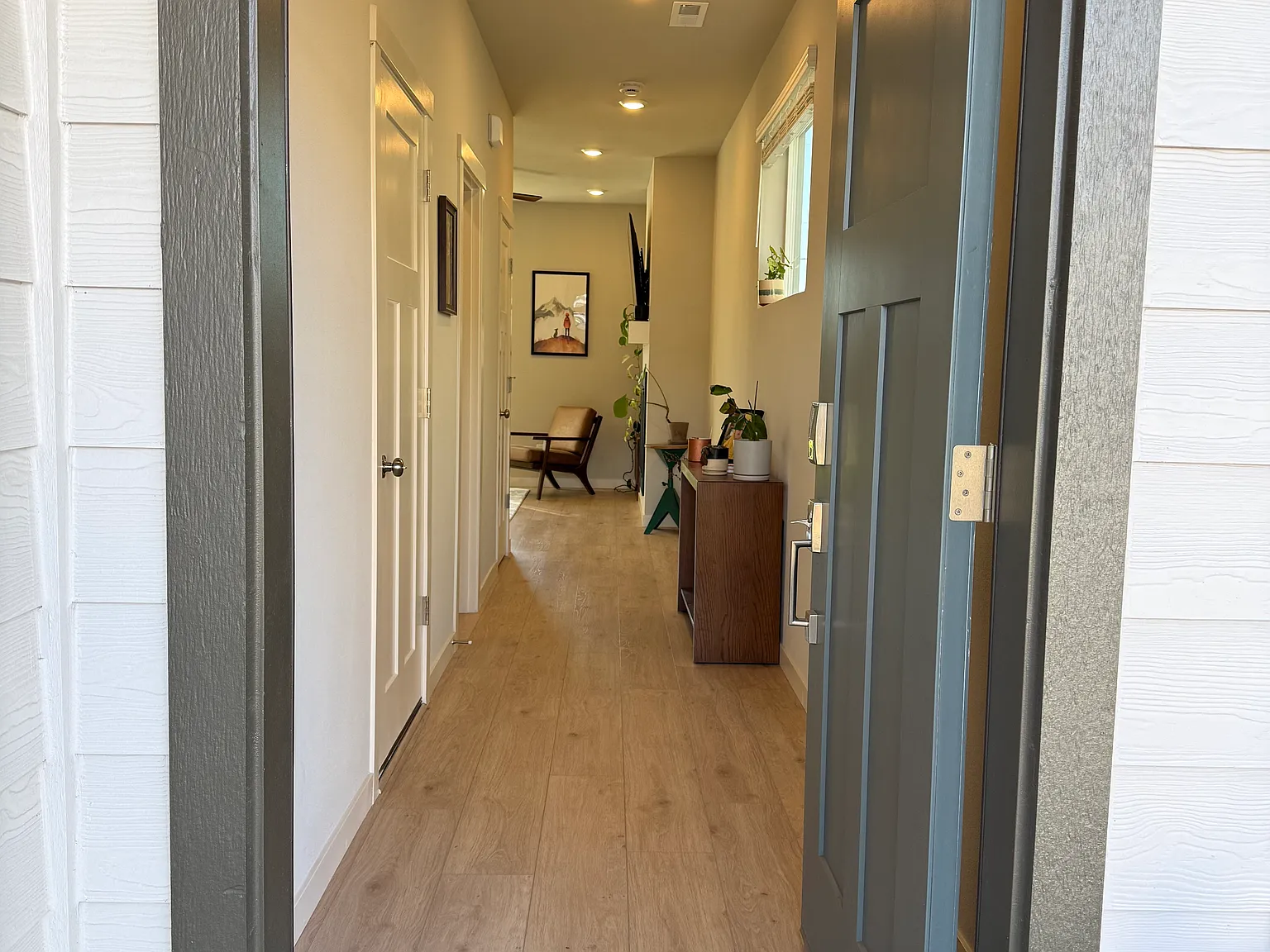 3 bed, 2.5 bath, 1722 sqft, $2,950 — Photo 4