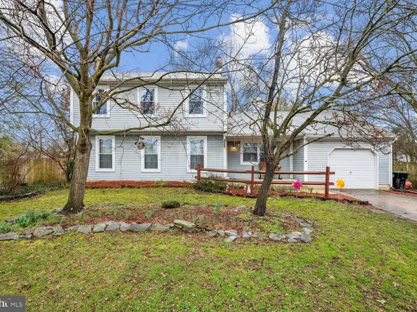 20 Pheasant Ct, Sicklerville, NJ 08081