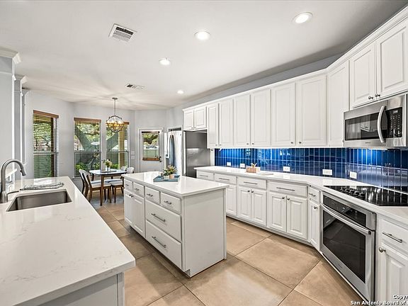 2nd image of 2630 Starlight Ct