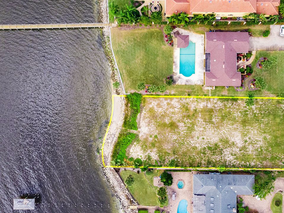 1st image of 3012 S Peninsula Dr