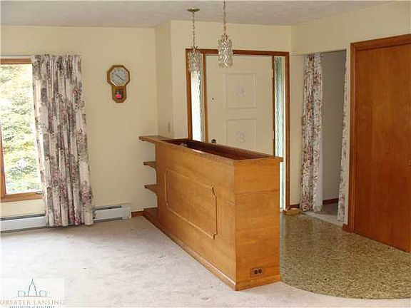 5th image of 133 Wedgewood Dr