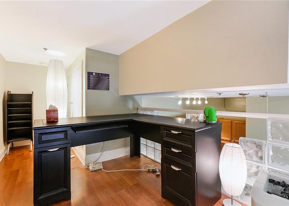 1st image of 231 N Rampart St Unit 3