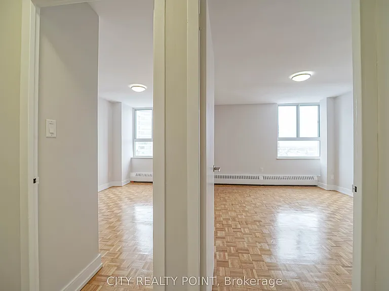6200 Bathurst St #1504 — Photo 8