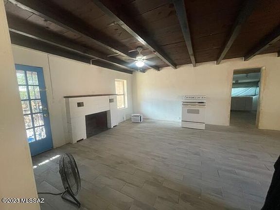 2nd image of 2813 N Winstel Blvd