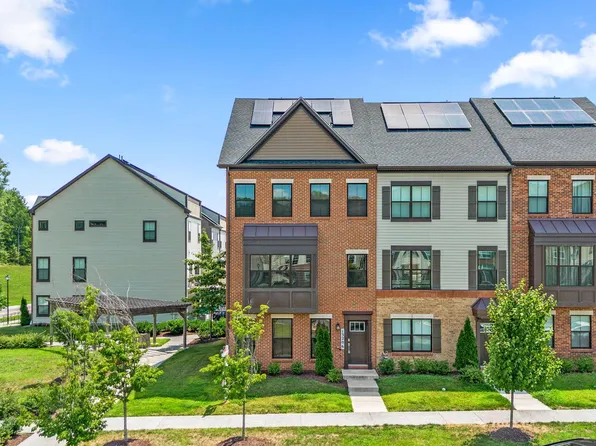 13206 Garnkirk Forest Dr, Clarksburg, MD 20871