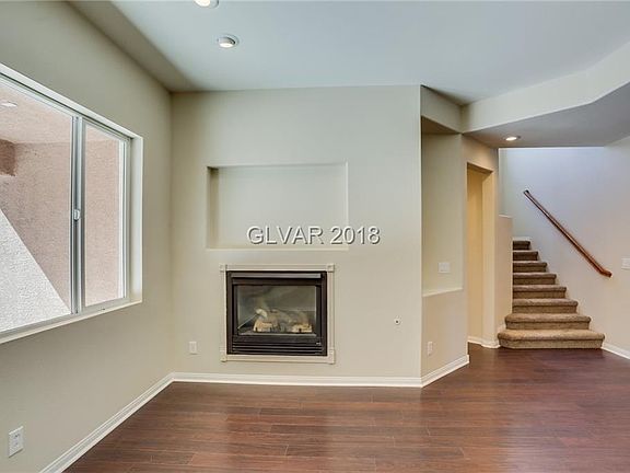 3rd image of 10455 Brown Wolf St