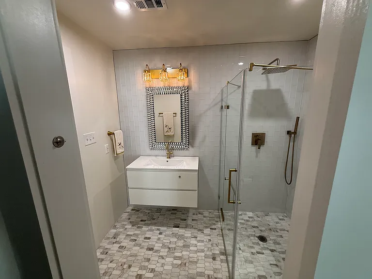 2 Lambert Ct — Photo 33