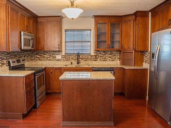 4th image of 106 Lockwood Dr
