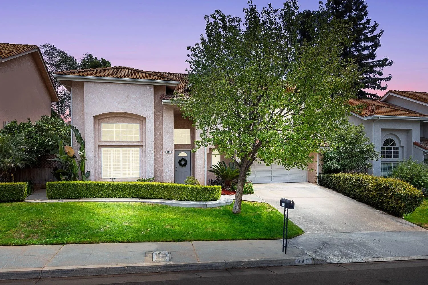 387 E Deer Creek Ln photo 1