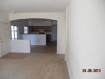 3rd image of 404 E Placita Lezna