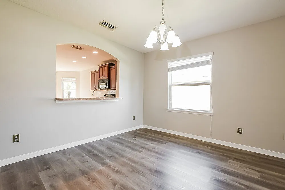 3 bed, 2.0 bath, 1753 sqft, $1,970 — Photo 4