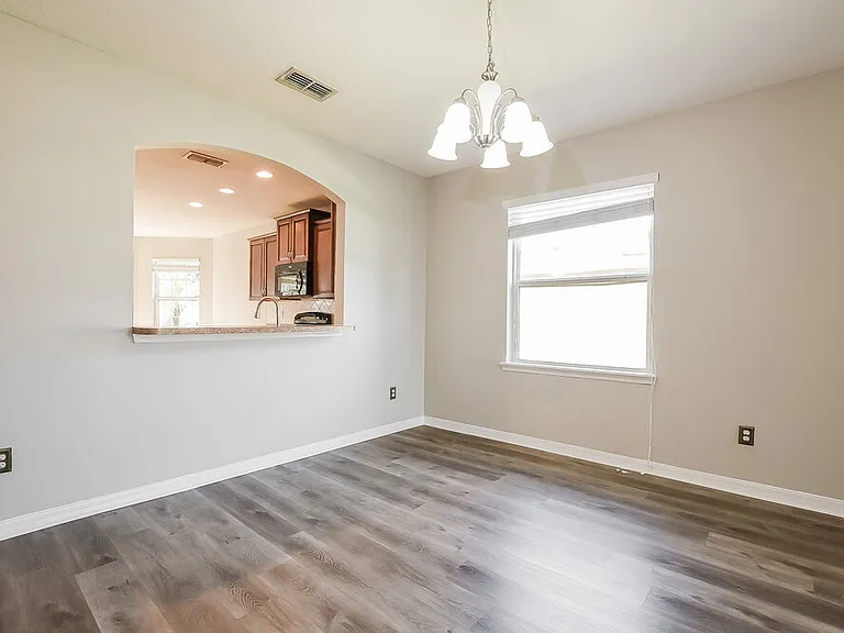 194 Compass Rose Dr — Photo 4