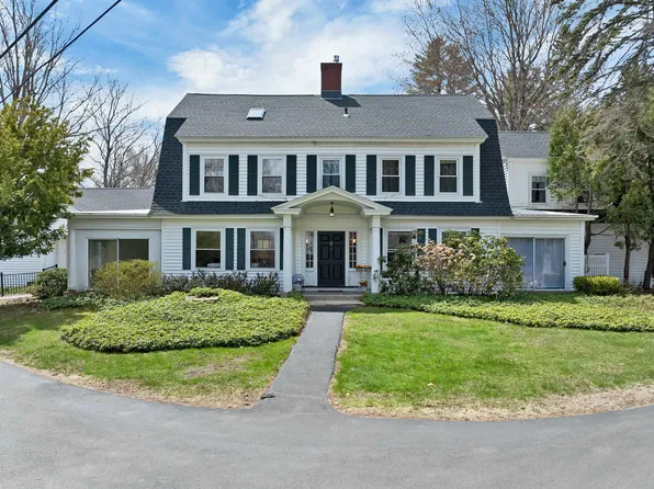 1 Farm House Lane #2, Wolfeboro, NH 03894