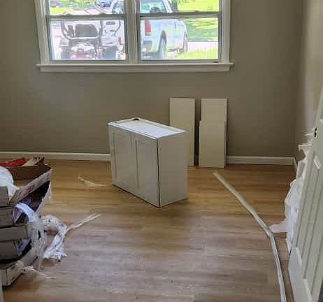 4th image of 7341 Harney Ave