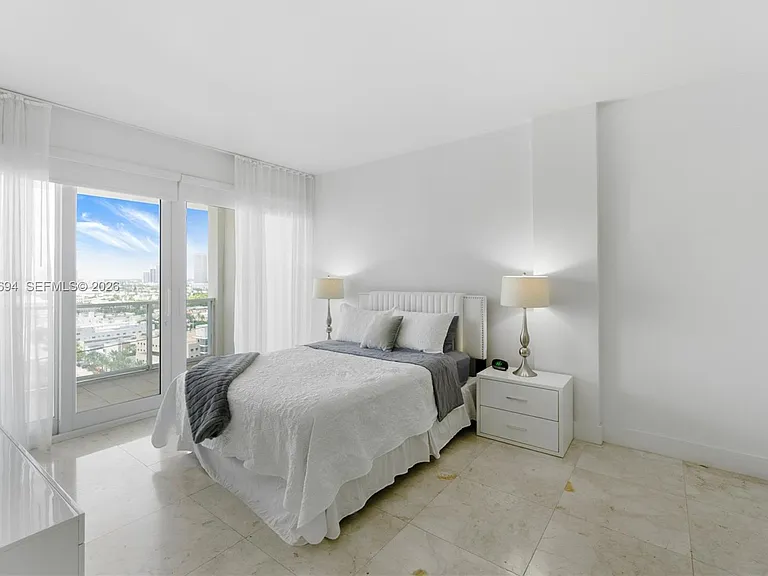 100 Lincoln Rd #Penthouse 14 — Photo 13