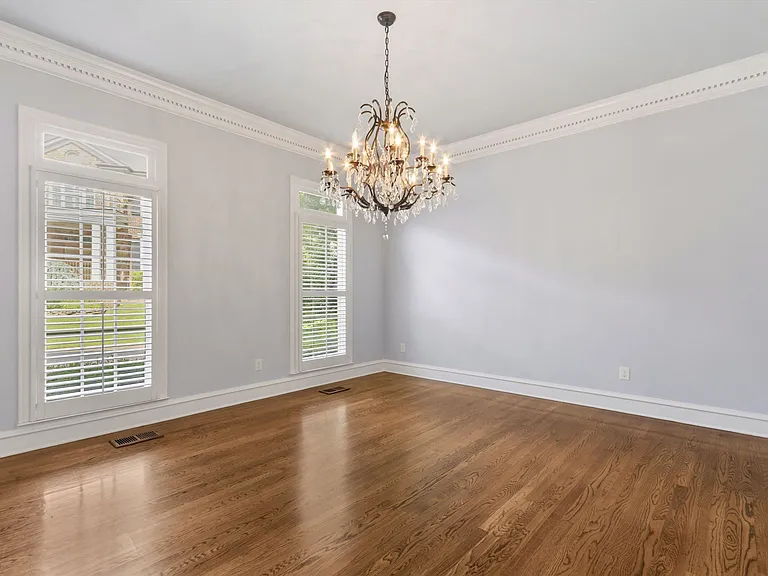 1574 Whitmar Pl E — Photo 4