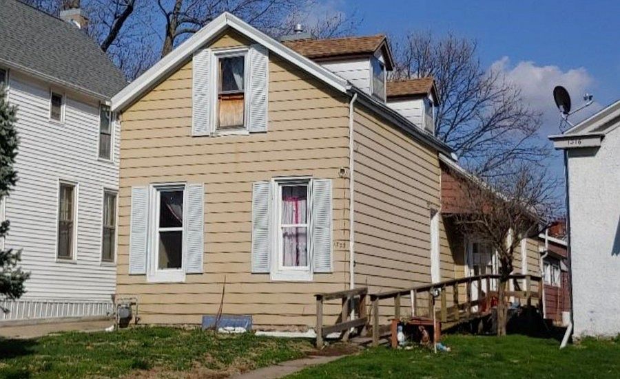 2nd image of 1322 N 9th St