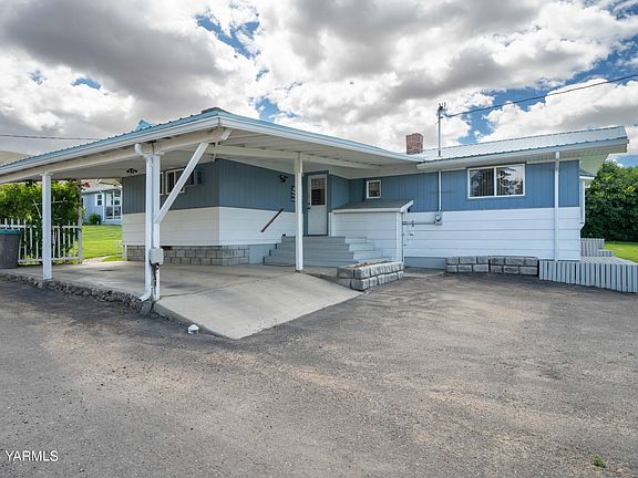 1124 Meadowbrook Rd Yakima WA 98903-3>