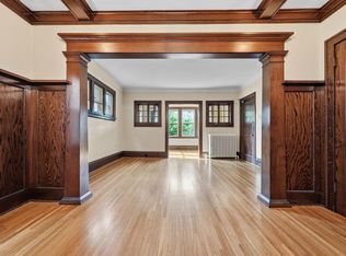 1899 Selby Avenue, Saint Paul, MN 55104