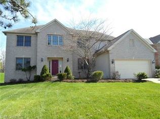 16011 Falmouth Dr, Strongsville, OH 44136