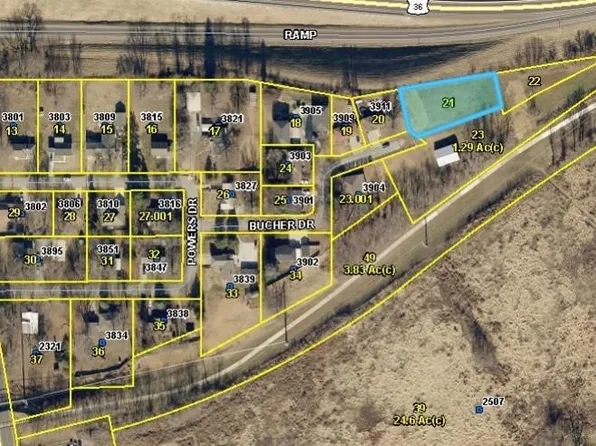 21 Bucher Dr, Saint Joseph, MO 64503