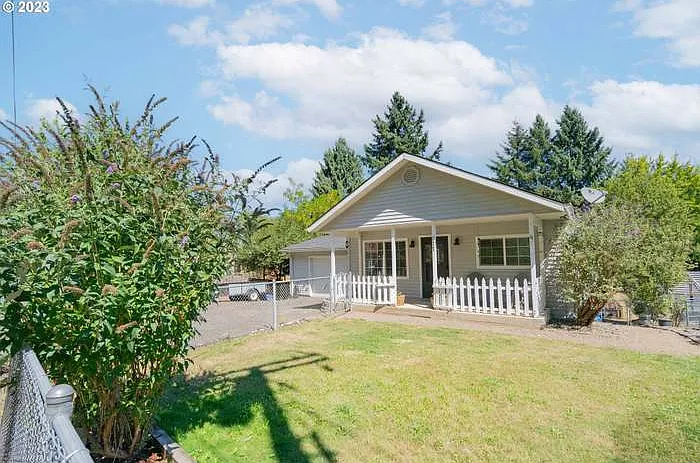 3 bed, 1534 sqft, $2,850 — Photo 2