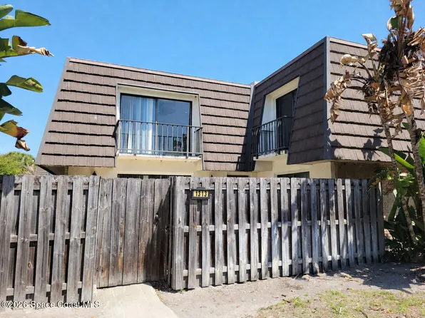 1313 Vista Oaks Cir NE, Palm Bay, FL 32905