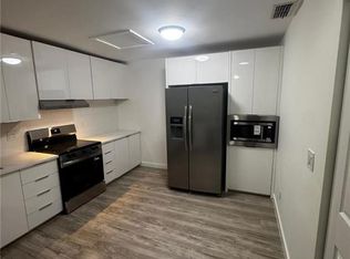 15466 Crystal Lake DR, NORTH FORT MYERS, FL 33917