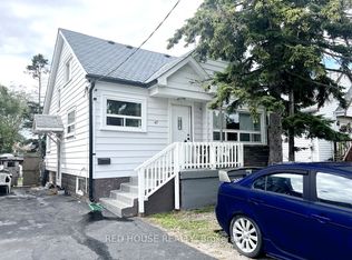 40 N Woodrow Blvd, Toronto, ON M1K1W3