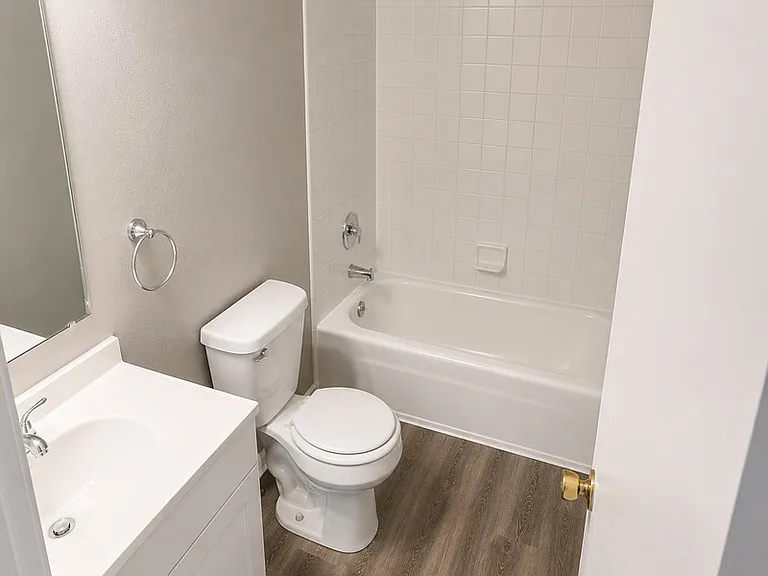 1420 E Jefferson St #2 — Photo 11