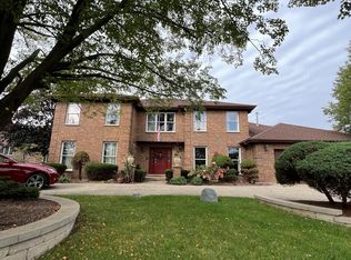206 Shannon Dr, Prospect Heights, IL