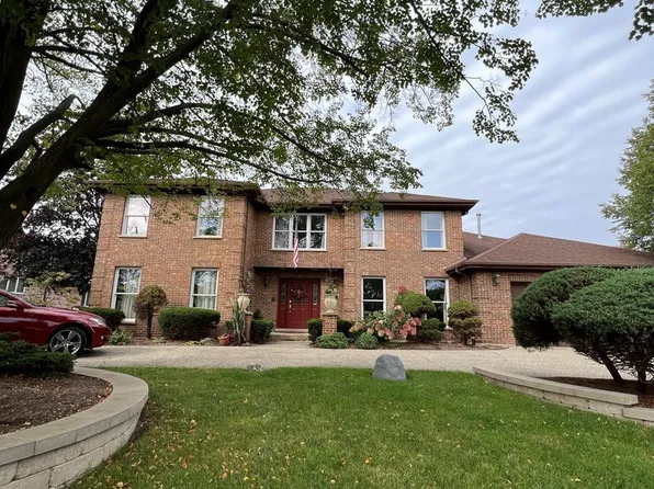 206 Shannon Dr, Prospect Heights, IL 60070