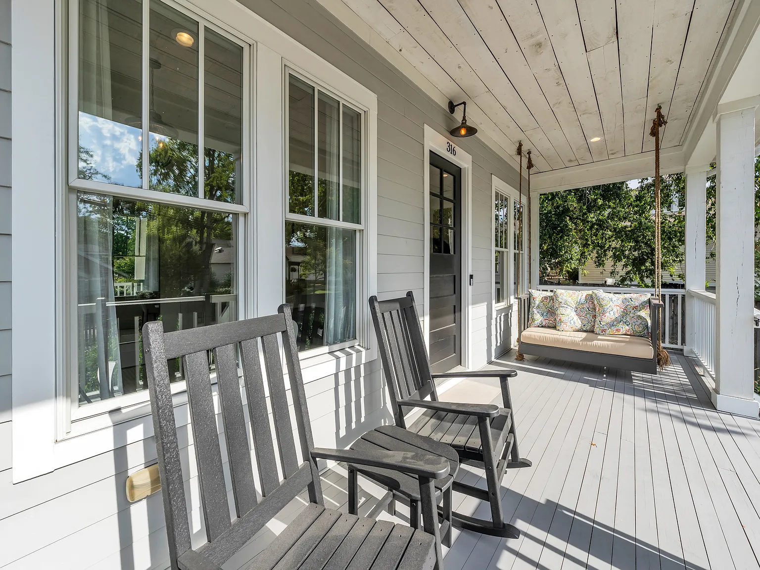 4 bed, 2184 sqft, $15,000 — Photo 2