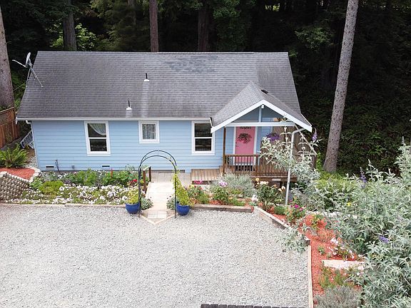 3rd image of 4640 Little California St