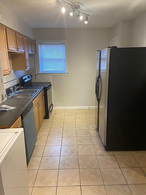 1st image of 2401 Barton Ave APT 3