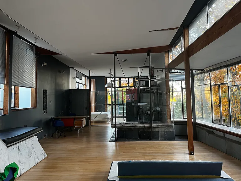 871 Berne St SE — Photo 17