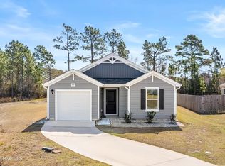 414 Hope Ln, Holly Ridge, NC 28445