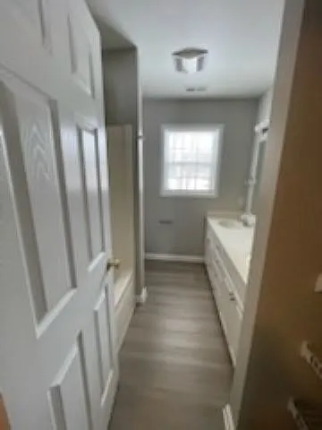 1009 22nd St NE #B — Photo 11