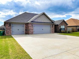 440 Torino Pl, Centerton, AR 72719