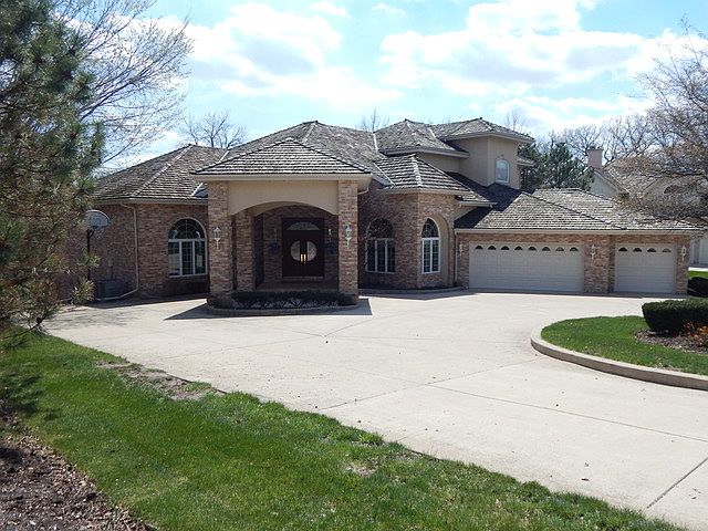 1st image of 24635 W Manor Dr