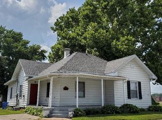 711 Broadway APT A, East Alton, IL 62024