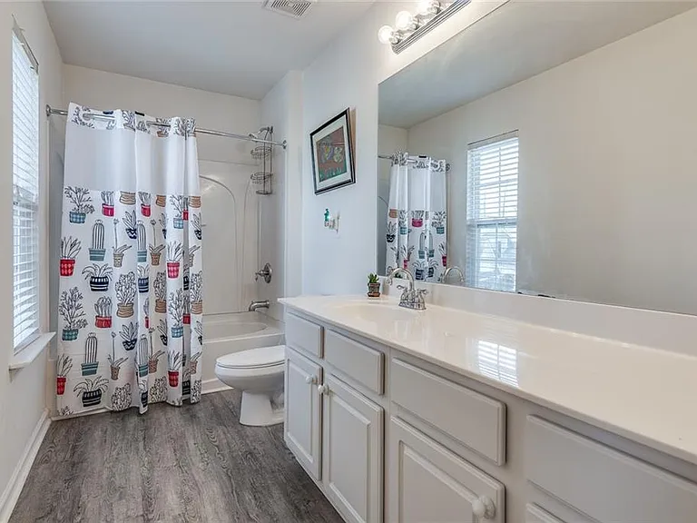 5335 Locomotive Ln — Photo 14