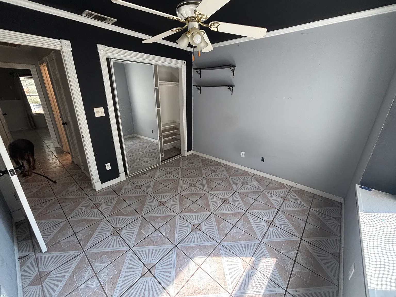 3 bed, 1710 sqft, $2,300 — Photo 2