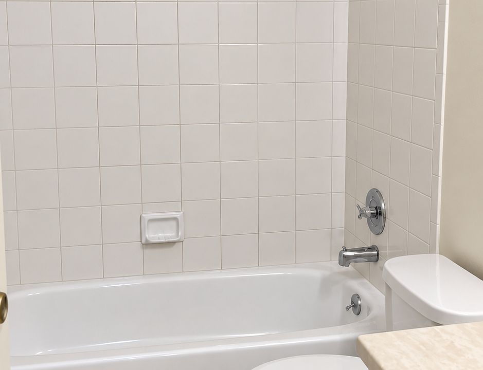 2nd image of 3155 Smoke Signal Cir Room 2